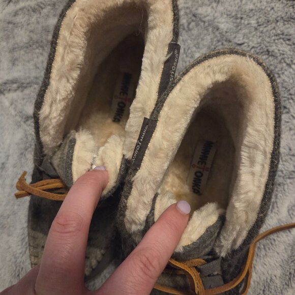 Minnetonka Torrey booties grey rag with wool suede and plush lining excellent us - Picture 5 of 7